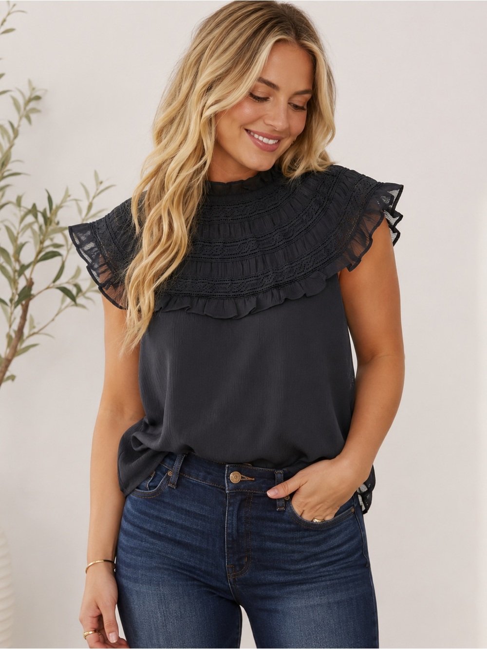 Ann Taylor Black Lace Ruffle High Neck Sleeveless Blouse Top L Romantic Chic EUC